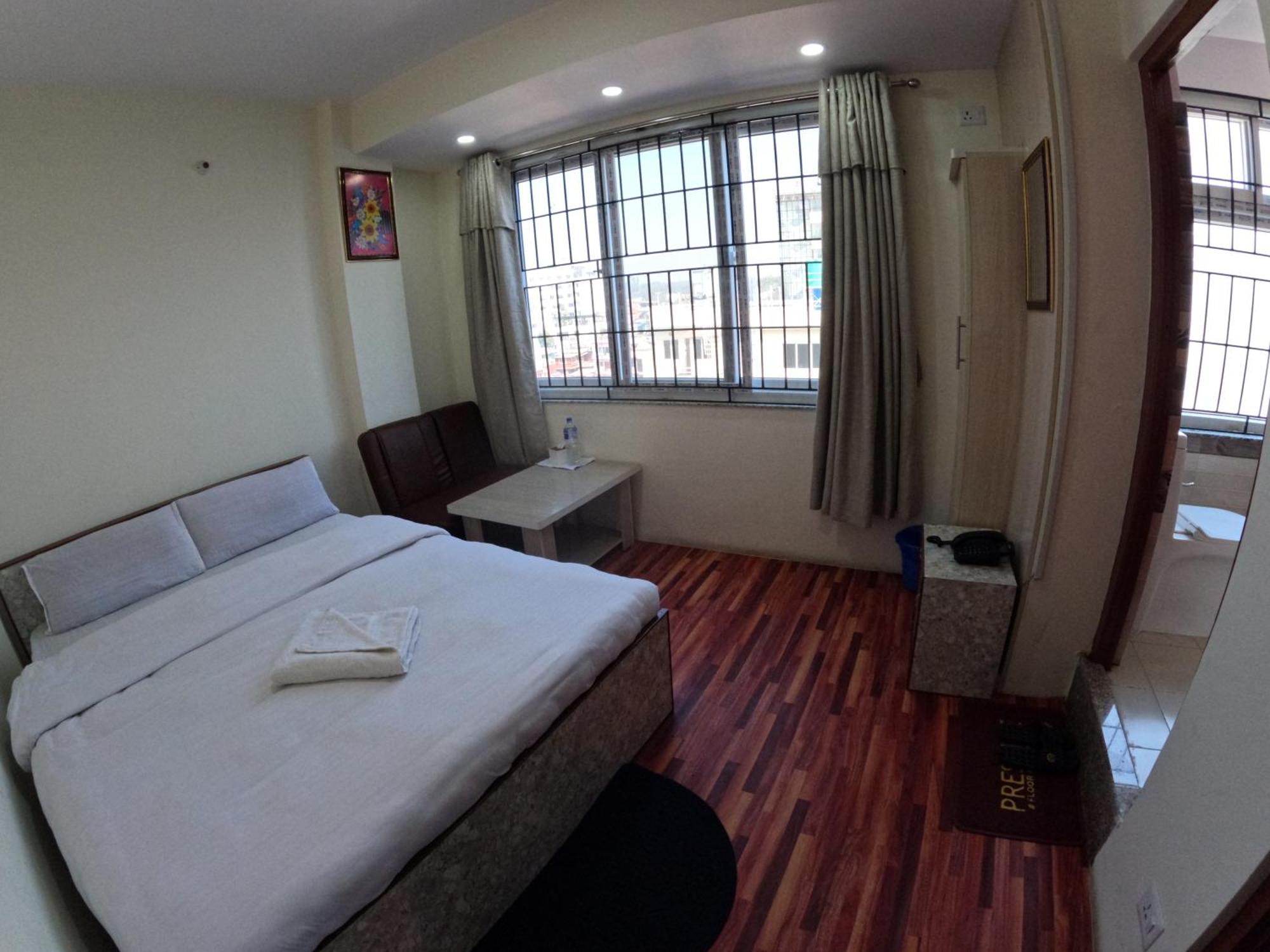 Hotel Global Village Katmandu Eksteriør billede
