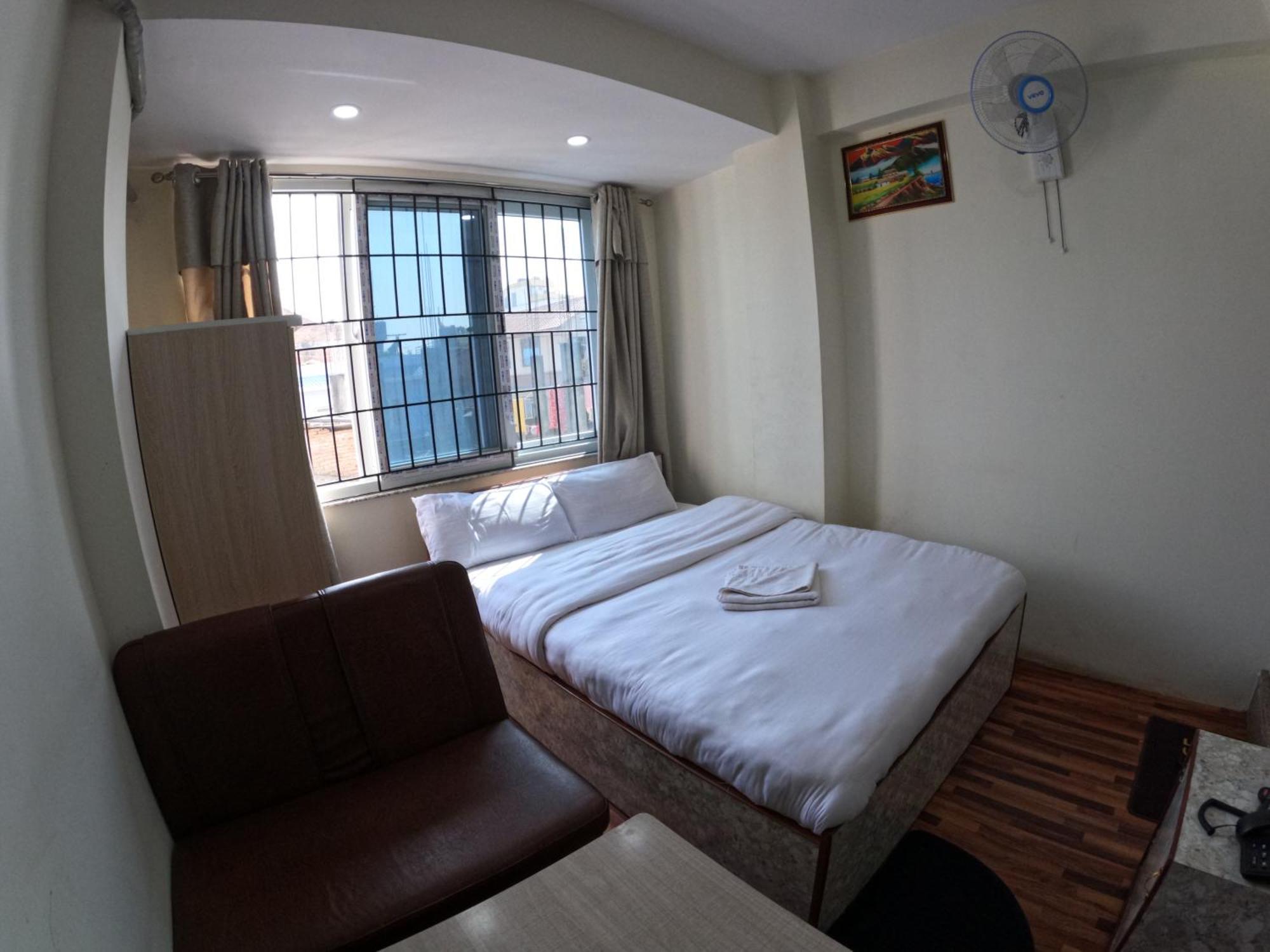 Hotel Global Village Katmandu Eksteriør billede
